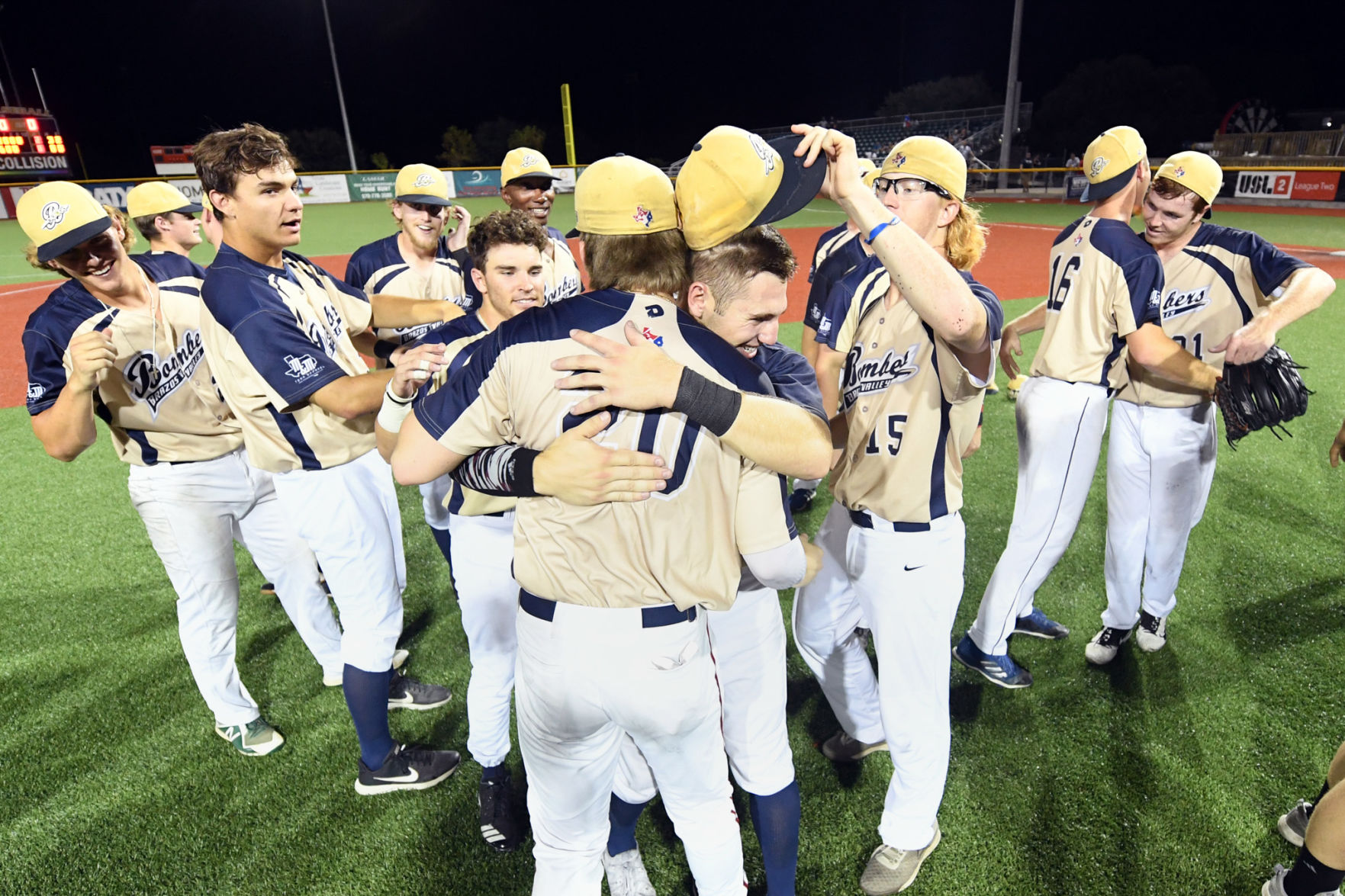 Brazos Valley Bombers vs. Texarkana Twins